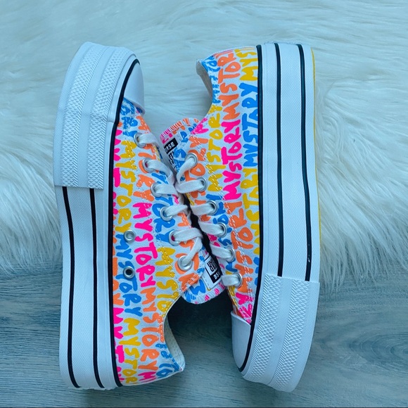 NWT Converse Chuck Taylor All Star Women’s Shoes - Picture 5 of 9